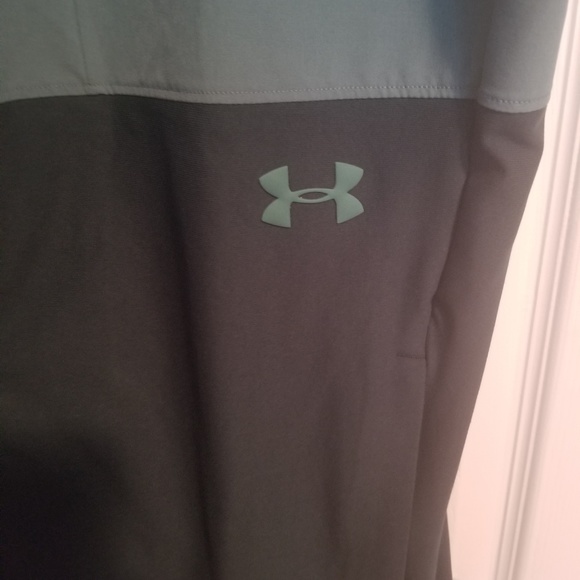NWT Under Armour Men's Vanish Hybrid Vest - Picture 5 of 6